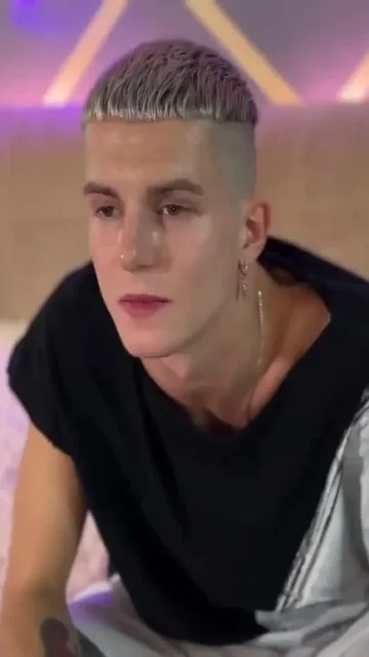 450 Athletic Twinks Passionately Fuck Mature Dicky Guy