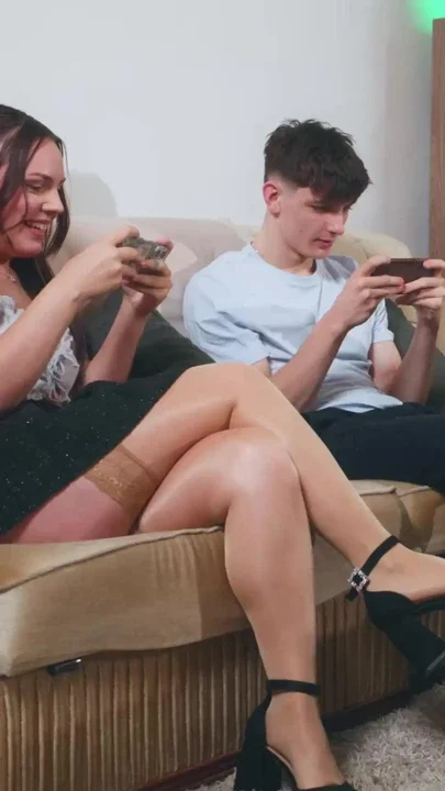 The virtual game ends with a real Cumshot from His Daddy