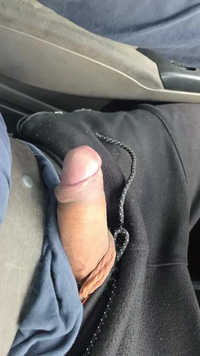 Walking home thinking about her but I have to masturbate because it's not the