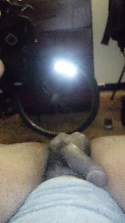 Come Eat My Ass & Juicy BBC Femboy Pretty Toes And Juicy BBC And Balls Femboy
