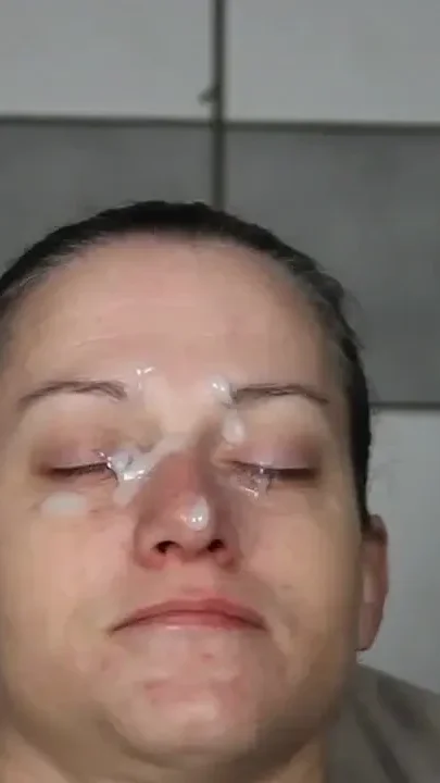 Nut in Dirty Dees Fucking Pretty Face