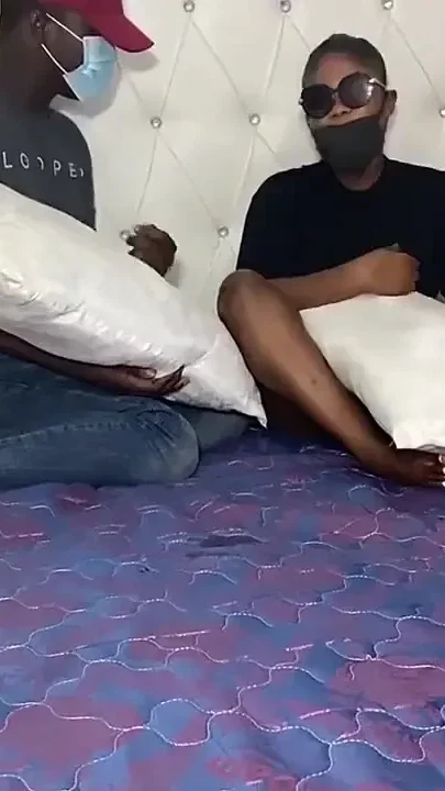 Tranny and Lady Fight Over Who Is Woman Enough for Shared Boyfriend