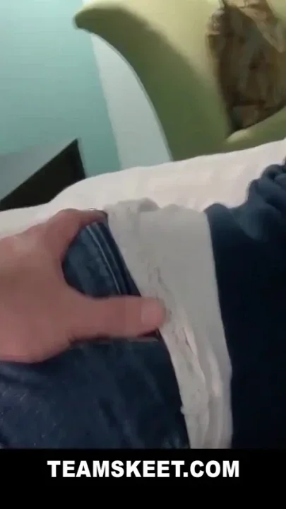 Perfect casting girl gettiing fucked deep in her pussy
