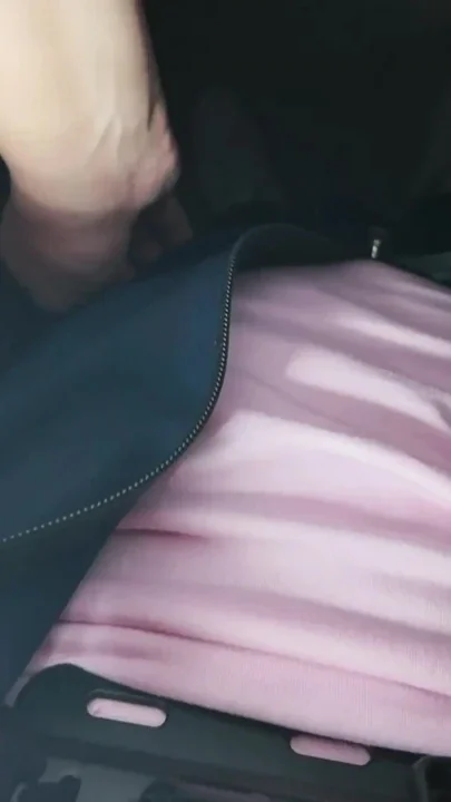 My neighbor rings the doorbell and asks me for help I help her by fucking her Clip 1