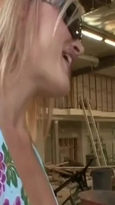 Land Lady Shoots Hardcore Porn in Exchange to Reduce the Rent for the Porn Maker