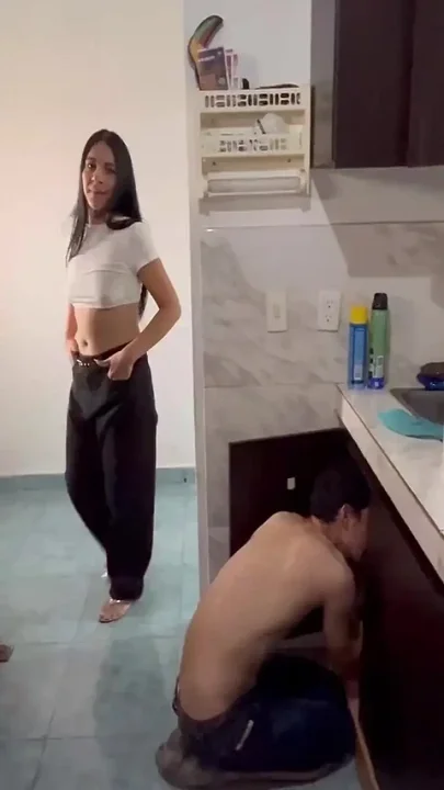 I Fucked My Plumber He Was Very Beautiful and I Got His Milk Out of Him