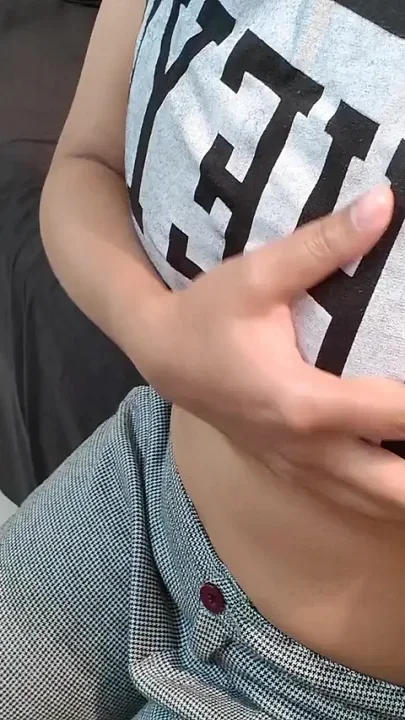 Asian Girl Desperate to Get Fucked