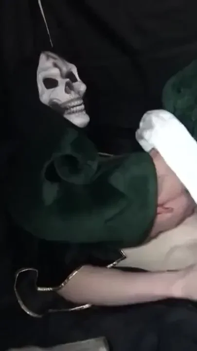 Horny twink fucked bareback by a straight boy curious