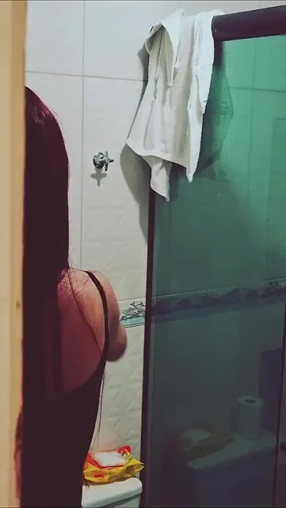 I Fucked My Sister-in-law While Everyone Else Left