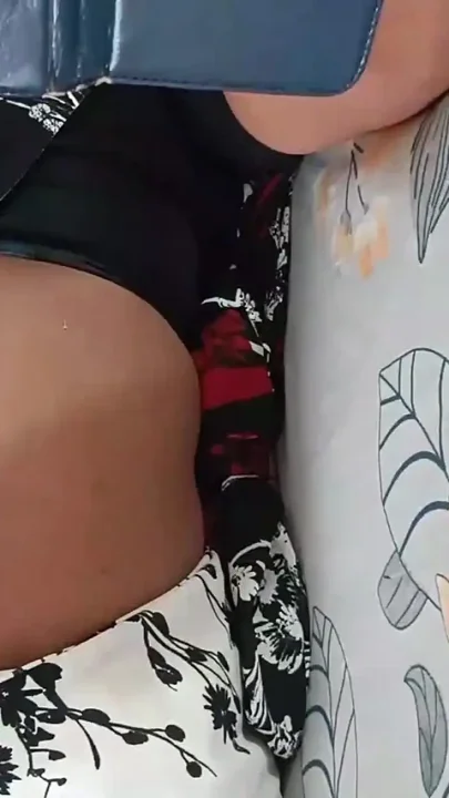 Wife Gets Peak Orgasm Flowing From Pussy - 3