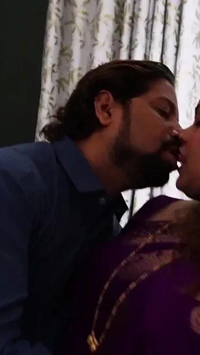 A SEXY HANDSOME GUY FUCKED HIS ELDER BROTHERS WIFE WHEN SHE ALONE IN HOME Clip 1