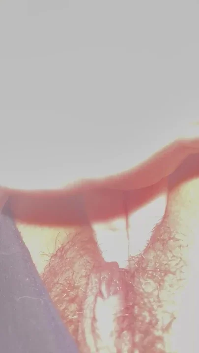 Wetting with fingers