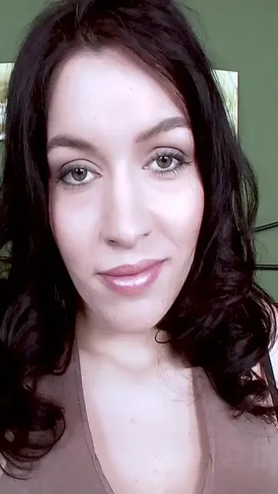 Cum Addicted MILF Blows Cock
