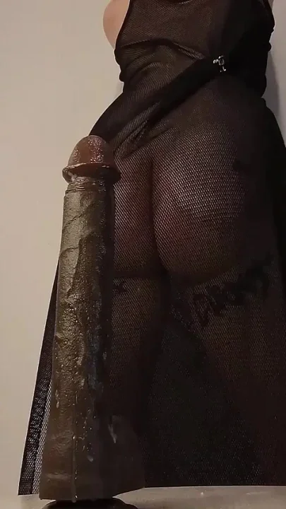 Hot Goth Girl Fucking a BBC Dildo and Filled with Cum