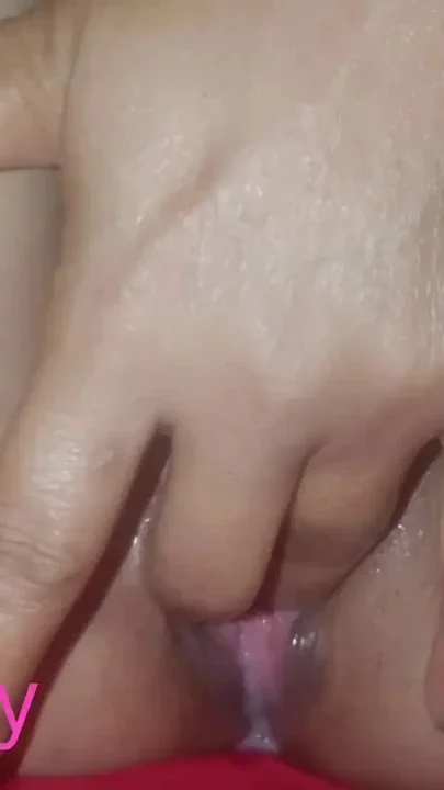 desi cute juicy pussy fingering Chikauna partner na paayera gaaro vaaxa Anyone