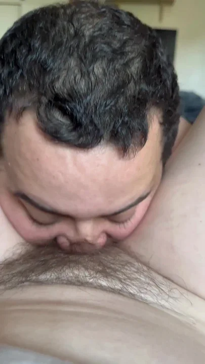 Eating Girlfriend Out