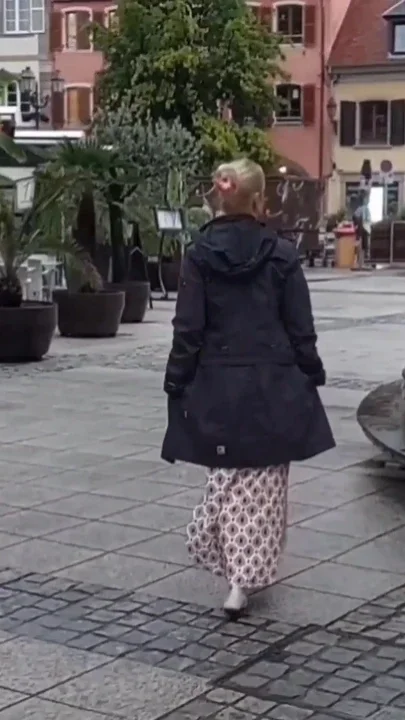Amateur Blonde Mature Wife Enjoys Naked Sex