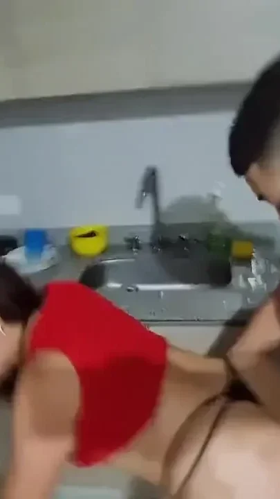 I Fucked a Venezuelan Mature Woman in the Kitchen