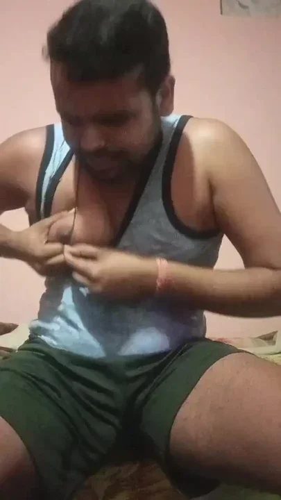 A spoonzy boobs show by Indian Ismart boy Ismaatdeva at very horny way Clip 1