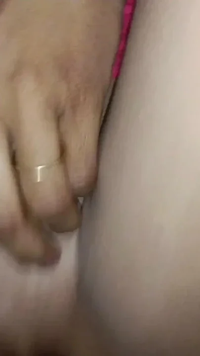 Indian Desi Zaara Bhabhi Want to Shaving Hairy Pussy So I try Clip 2