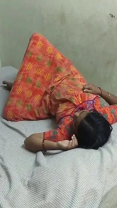 Indian Village Sex with Real Life Desi Bhabhi