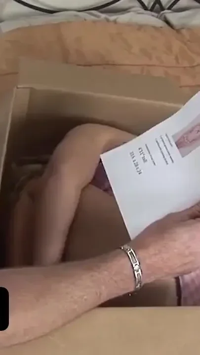 Lucky stud gets box with petite real life sex doll Elizabeth Bentley and