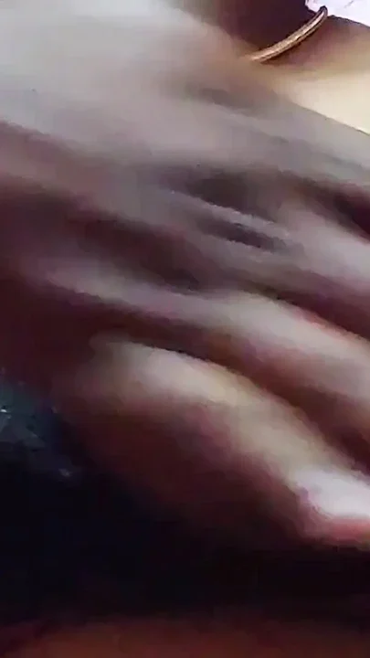 Young Indian couples has sex at home Clip 1