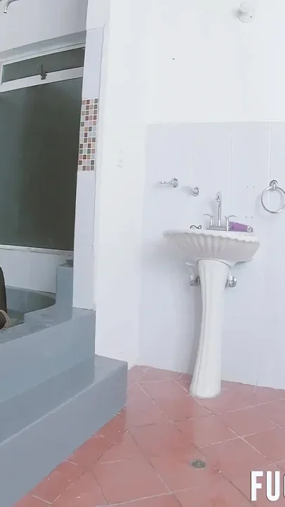 HD Bts Naughty Piss on the Floor the Middle Wet Bathtub Rec