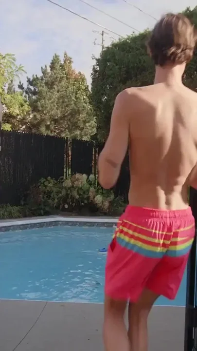 Twinkpop - Splashing Cum