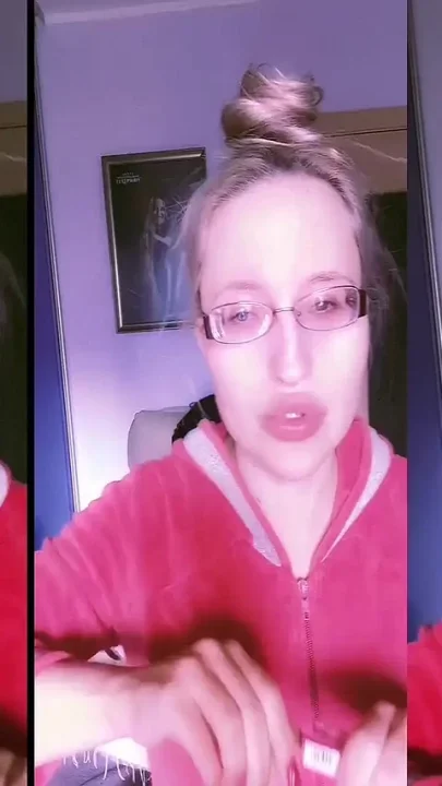 Asmr Red Lipstick and Mini Cake Eating