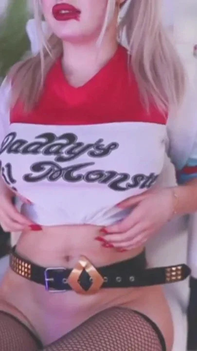Nasty Harley Quinn Licks and Fucks Throbbing Cock