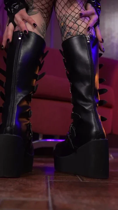Should I turn back or tease you a little longer
