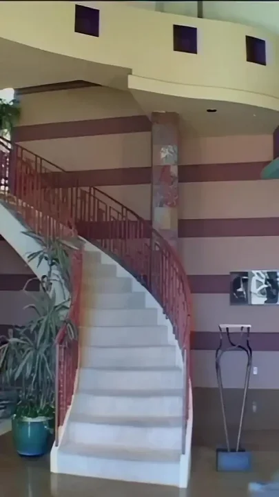 Kaiya Lynn a Sublime Asian Beauty Fucked Hard on the Stairs
