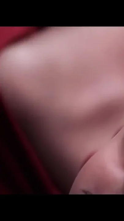 Spreading Cunt Gets Fucked Hot