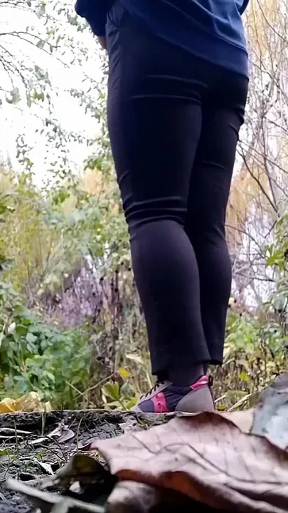 Mature Curvy MILF Pees While Squatting