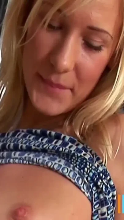 Cumslut strokes off a fat sausage to get the juice out