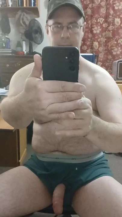 Jerking in 90s green Fruit of the Loom briefs
