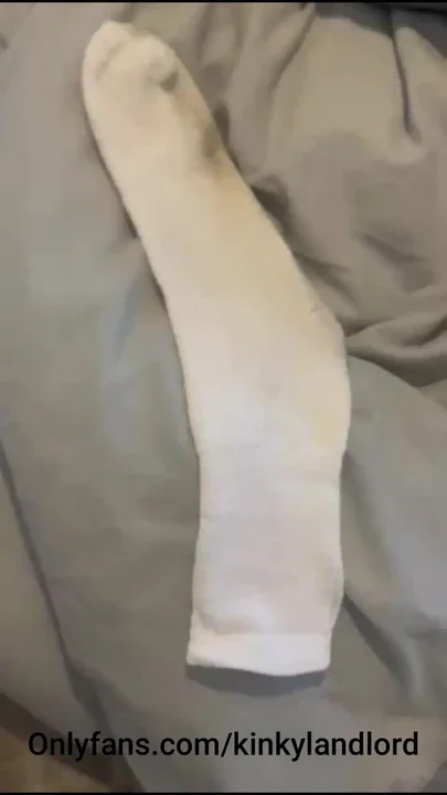 HOW TO WEAR A WHITE SOCK