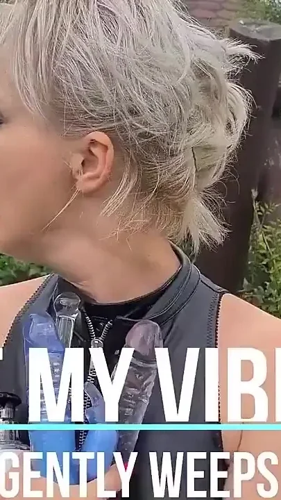 Wanilianna on the swing of perversion again - 3 dildos in my cunt vibrating