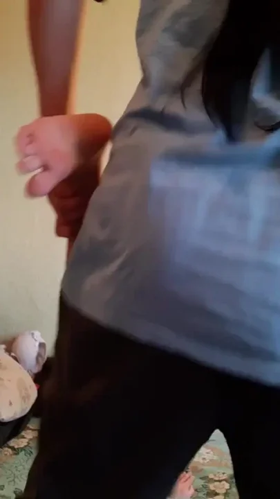 I Put a Strap-on Under My Pants and Fucked My Girlfriend