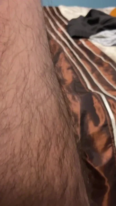 Earl Smile - Hairy Lower Body in the Bedroom Clip 1