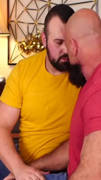 BEARFILMS Chubby Rex Barebacked By Bearded Bear Jayson West