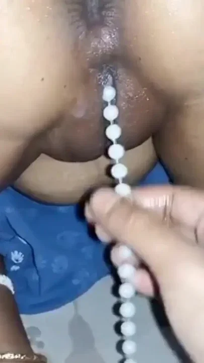 Village Bhabi fucked very huge brinjal and i fisted her pussy Clip 2