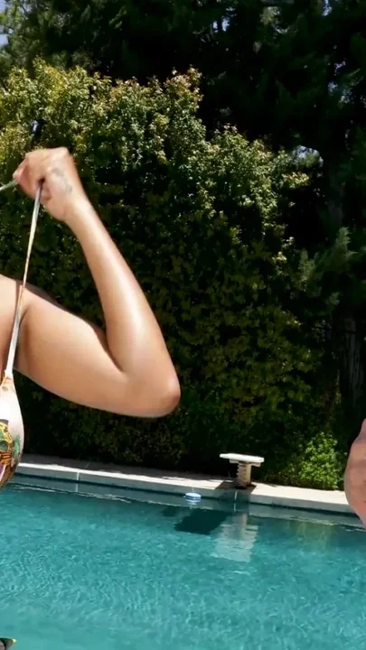 Sunbathing Turns Into Lesbian Sex - Anya Ivy Kendra Spade