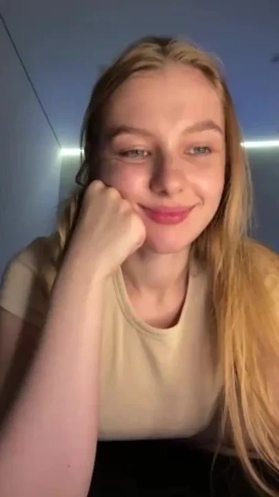 Fingering pussy with nude girl Clip 1
