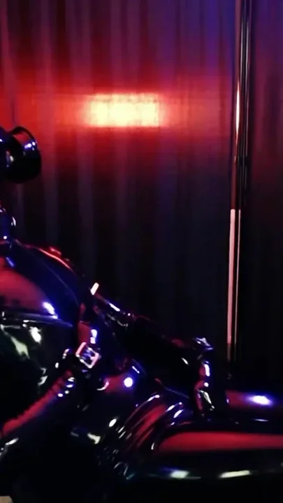 Pissing Gay Rubberdrone