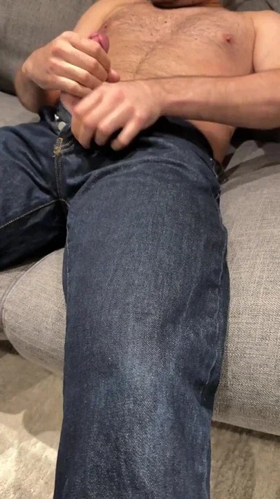 Watching porn in tight jeans - cumming on myself Clip 2