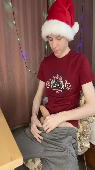 23cm Cock Explodes After Teasing Sensitive Head