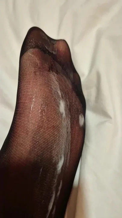The Asian CD was so excited by his dirty feet that he ejaculated a lot