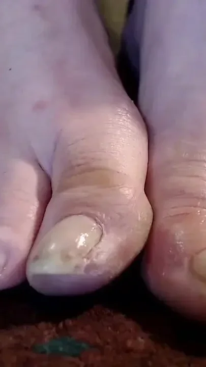 Light gloss long real toenails